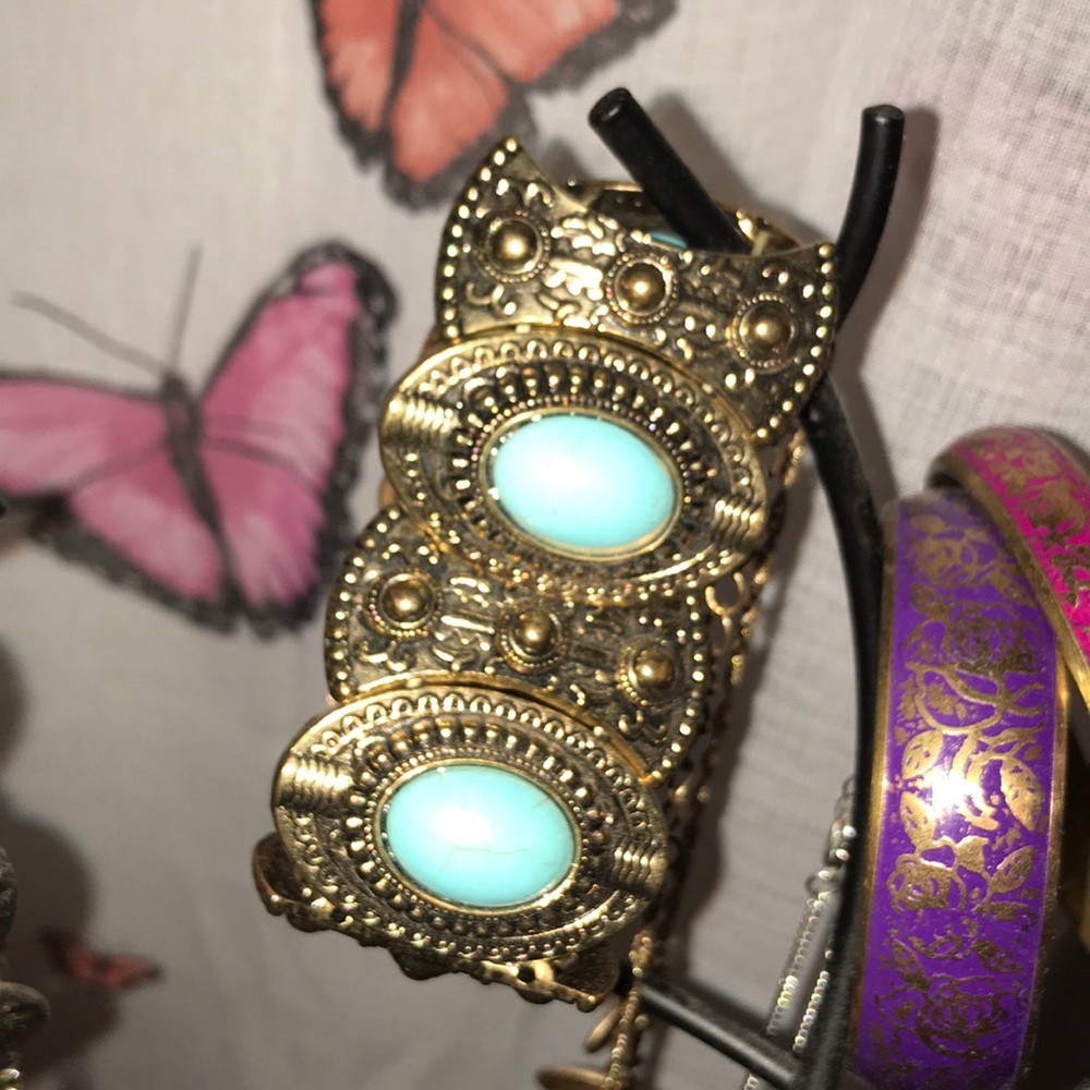 Blue and gold bracelet💫